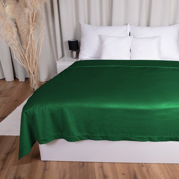 Biante Sametový přehoz na postel Velvet Premium SVP-032 Zelený 140x200 cm