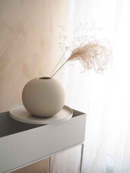 Kulatá váza Ball Sand 20 cm COOEE Design