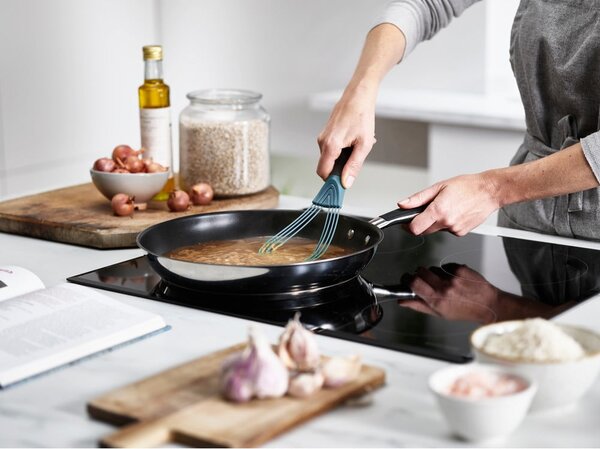 Skládací metlička Twist Whisk Sky – Joseph Joseph