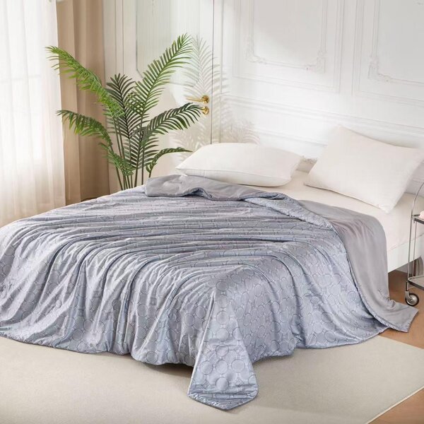 Oboustranná prošívaná deka na postel z mikrovlákna | Šedý moderní geometrický vzor | Hodinová deka s hedvábným dotykiem 150x200 / 220x240 cm Velikost: 220×240 cm