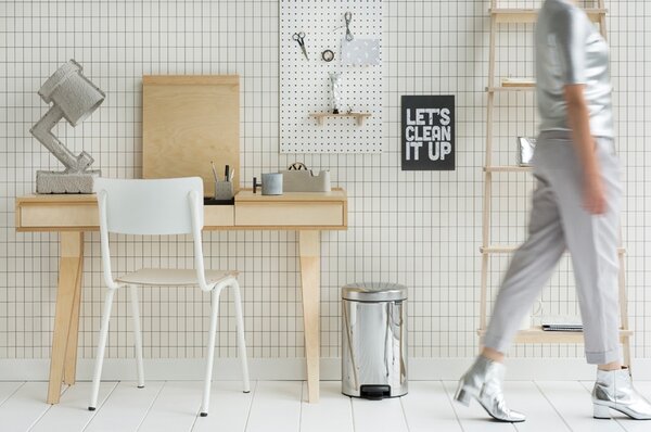 Brabantia NewIcon odpadkový koš 12 l ocel-černá 113581