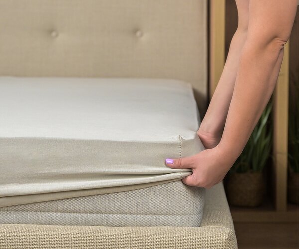 Prostěradlo JERSEY s gumou 80x200 cm SVĚTLE ŠEDÁ 100% bavlna