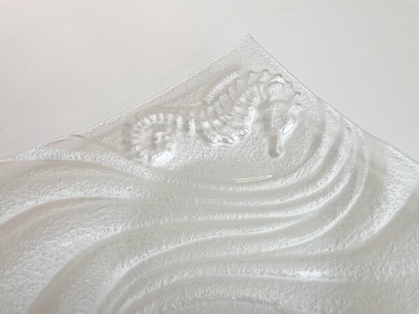 OCEAN designový skleněný čtvercový talíř 30x30 cm čiré sklo