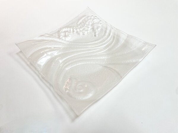 OCEAN designový skleněný čtvercový talíř 30x30 cm čiré sklo