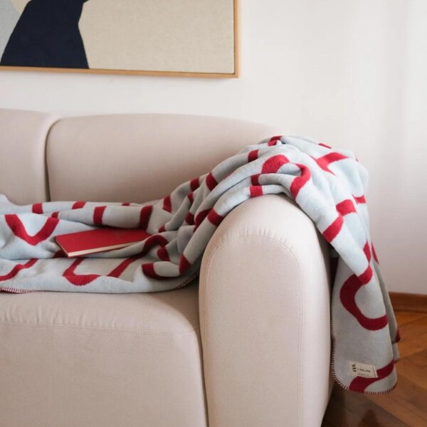 Noo.ma Červeno-modrý pléd Swirl 200 x 150 cm