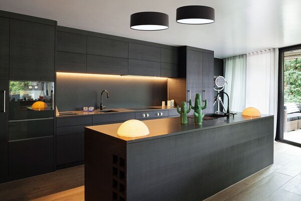 BPS Koncept HomeLight nástěnné svítidlo 2x60 W černá 090-007-50