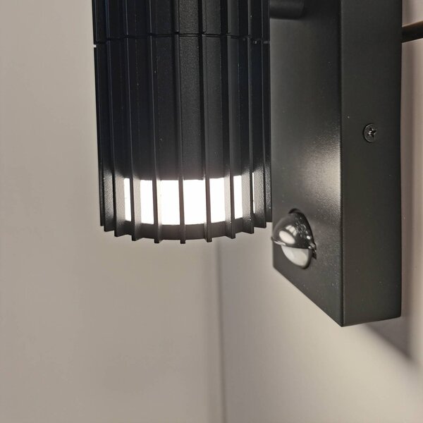 Searchlight Venkovní nástěnné svítidlo Detroit, černá, výška 22 cm, senzor, 2 žárovky, Černá, Moderní