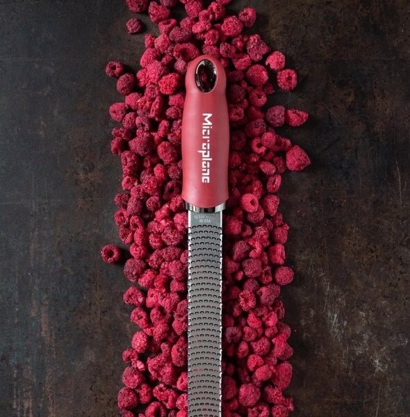 Microplane struhadlo Premium Classic Zester - červené