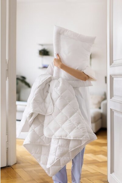 Celoroční dětský set přikrývky a polštáře do dětské postýlky 100x135 cm Stitched – Bonami Essentials