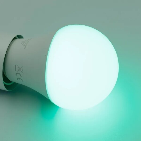 LED RGBW Stmívatelná žárovka A60 E27/9W/230V 2700-6500K Wi-Fi Tuya