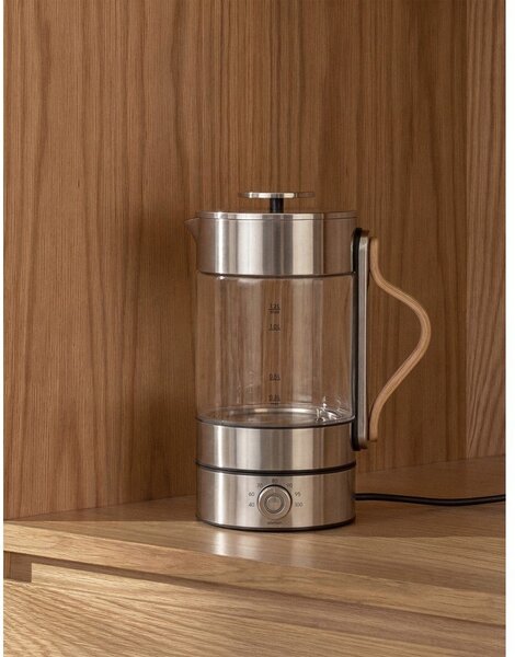 Skleněná rychlovarná konvice ve stříbrné barvě 1,2 l Emma – Stelton