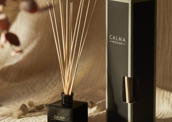 Calma House Bytová vůně Luna, difuzér, dřevitá, 100 ml