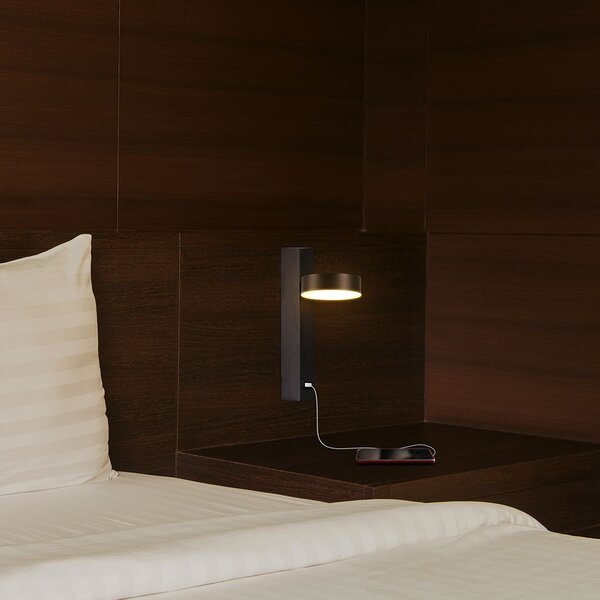 LED Solution Černé nástěnné LED svítidlo kulaté s USB portem 8W 23405