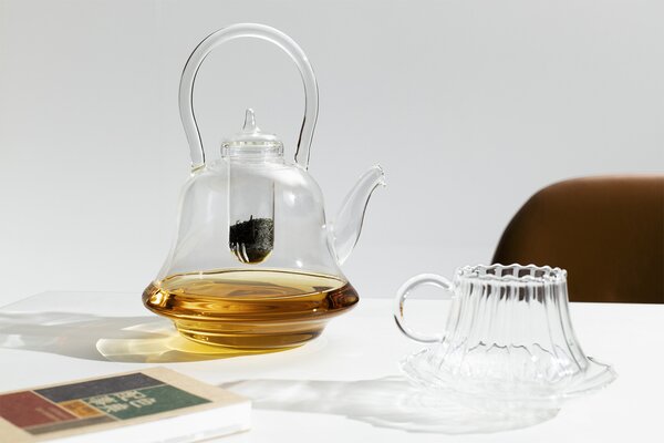 Ichendorf Milano designové konvice Folk Teapot