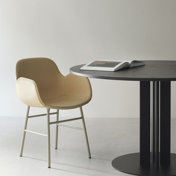 Normann Copenhagen designové židle Form Armchair Steel