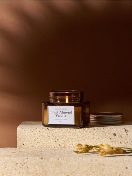 Sinsay - Vonná svíčka Sweet Almond Vanilla - béžová
