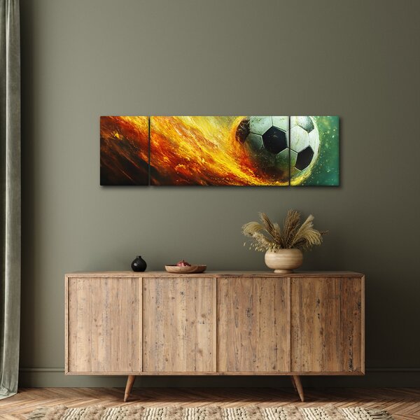 Obraz - Fotbalový míč v letu (170x50 cm)