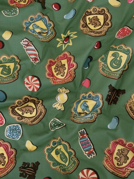 MK Lůžkoviny Bavlněné povlečení Renforcé - Christmas at Hogwarts tmavě zelené 140 × 200 cm, 70 x 90 cm