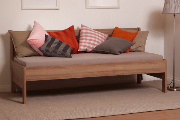 Dřevěná postel Tina bez područek 200x90