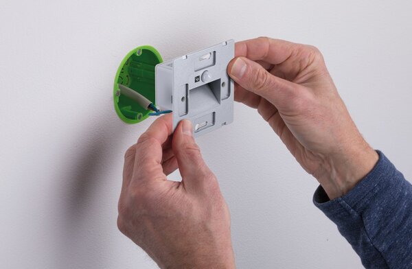 Paulmann 93134 Edge Quadro, svítidlo do stěny se senzorem, 1x1,2W LED 2700K, matný chrom, 8x8cm