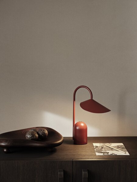 Stmívatelná LED lampa Arum Oxide Red
