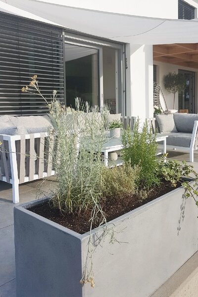 Truhlík MAXI, sklolaminát, šířka 100 cm, beton design