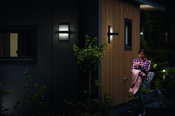 Philips LED Venkovní nástěnné svítidlo Afterglow 2X4,5W, IP44, 1000lm