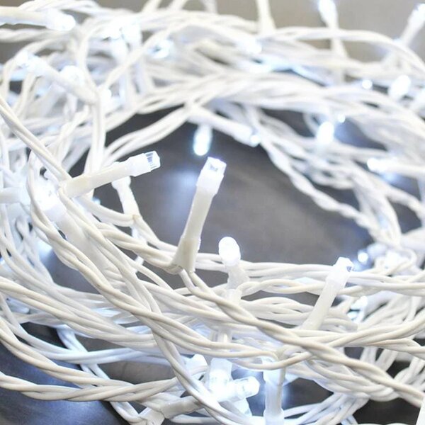 Venkovní vánoční LED řetěz, studená bílá, bílý kabel, 30m, 300 LED
