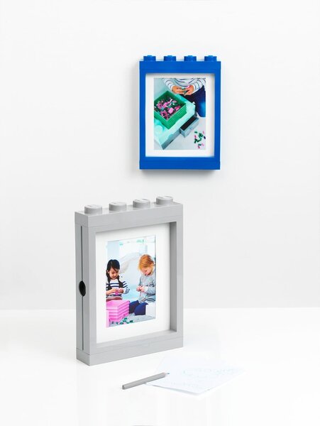 Šedý rámeček na fotku LEGO®, 19,3 x 26,8 cm