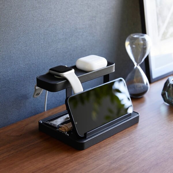 Kovový stojánek na tablet Tower – YAMAZAKI