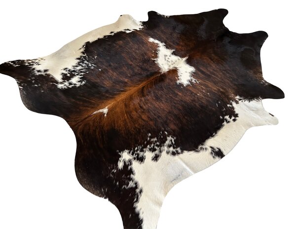 Koberec kusový hovězí kůže 3,8 m2, exotic tricolor 901