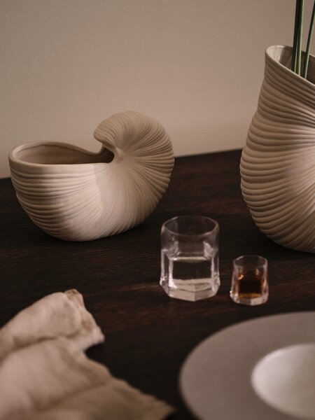 Kameninový obal na květináč Shell Pot Off White 23 cm