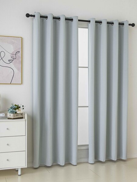 MK Lůžkoviny Blackout závěsy Elias stříbrná – 140 × 160 cm (2 ks) - kroužky