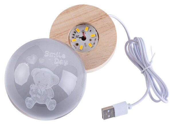 Skleněná LED koule na dřevěném podstavci MEDVÍDEK