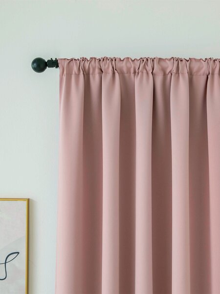 MK Lůžkoviny Blackout závěsy Elias pudrové – 140 × 160 cm (2 ks) - řasící stuha