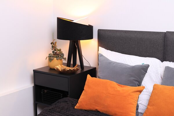 BPS koncept Stolní lampa GALAXY černá, 1xE27, v. 45 cm Barva: Stříbrná, Barva základny: Černé dřevo, Vnitřní barva: Černá