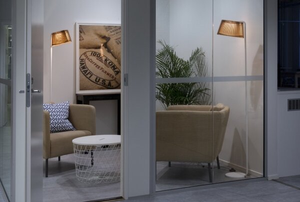 Owalo 7010, Provedení bílá Secto Design