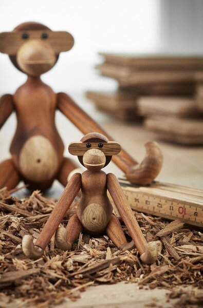 Dřevěná opička Monkey Small Teak Limba 20 cm