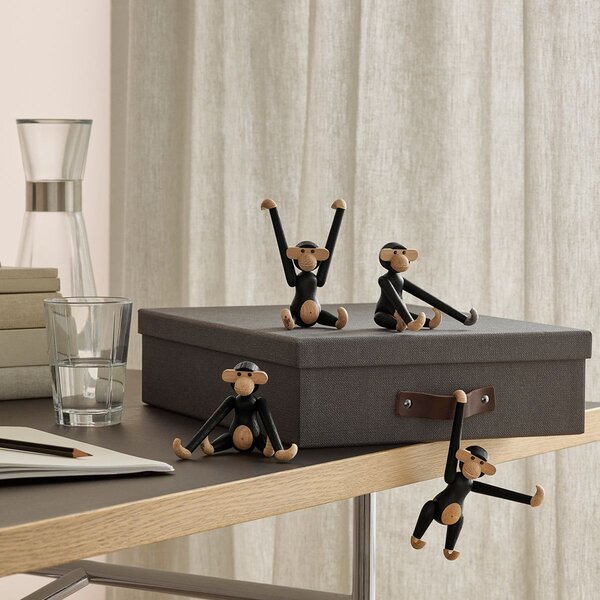 Dřevěná opička Monkey Mini Dark Oak 9,5 cm