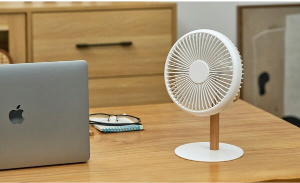 Krémová stolní lampa s ventilátorem na dálkové ovládání (výška 26 cm) Beyond – Gingko