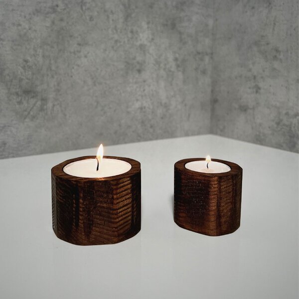 Wooden Mooden Zajímavé a minimalistické dřevěné svícny na čajové svíčky Velikost: Pro čajovou svíčku s průměrem do 40 mm, Materiál: Dub, Výška: 5 cm
