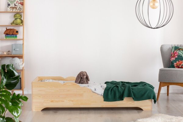 Domečková patrová dětská postel z masivního dřeva 90x200 cm v přírodní barvě Mila DMP Rozměr: 60x120 cm