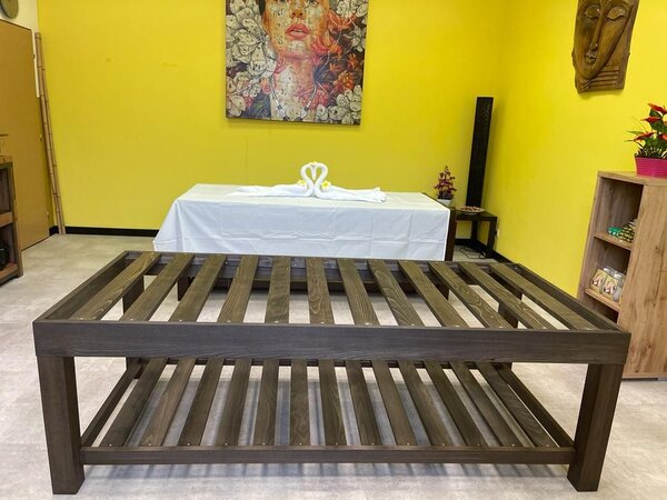 Masivní dřevěný masážní stůl 200×90 cm, výška 65 cm