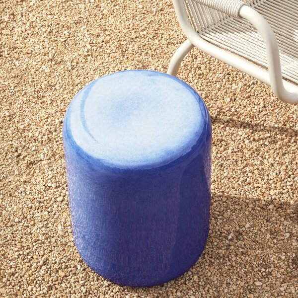 Kave Home Modrý zahradní stolek Mesquida 35 cm