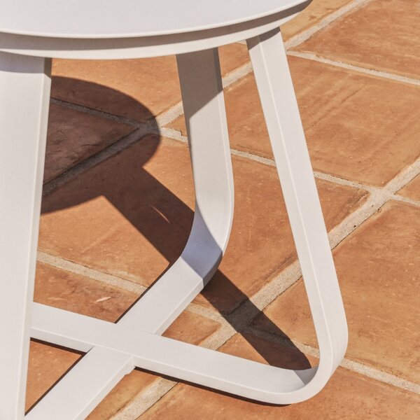 Kave Home Krémový zahradní stolek Tamaris Ø 48 cm