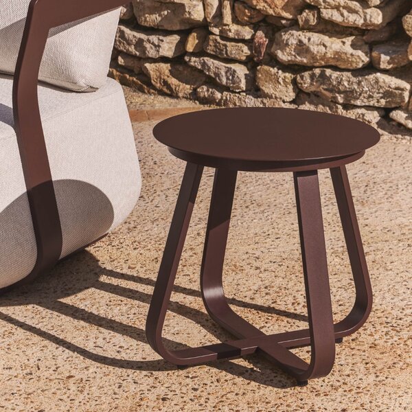 Kave Home Hnědý zahradní stolek Tamaris Ø 48 cm