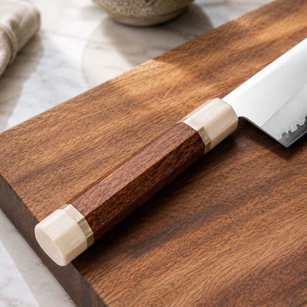 Santoku nůž z oceli PM204 SaKuRo Akatsuki 17,5 cm