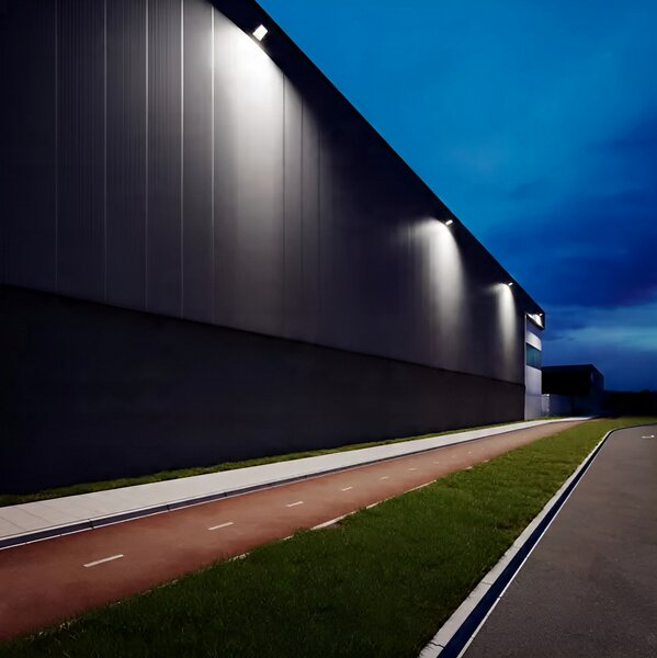 LED reflektor Philips 50W - 6000lm CCT