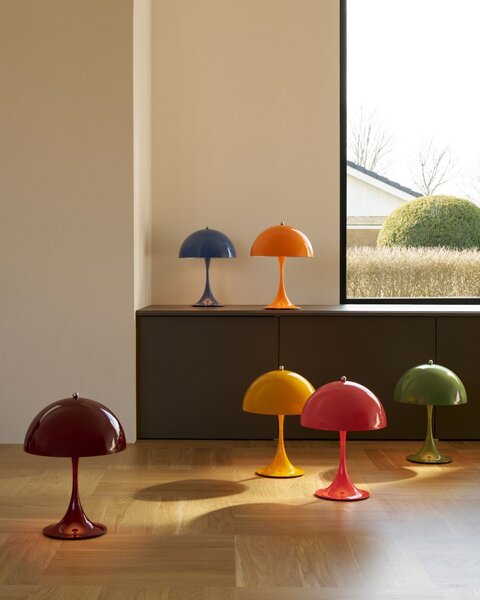 Louis Poulsen 5744173052 Bezdrátová lampa Panthella 250 v3, vínová