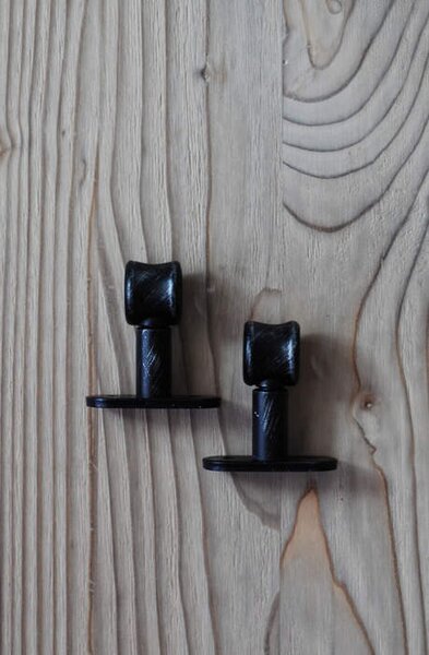 Kovová konzole krátká - 5 cm - černá